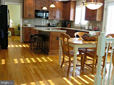 10214 Crosscut Way, Damascus, MD 20872 - photo 4