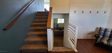 Foyer/Sitting Area 2