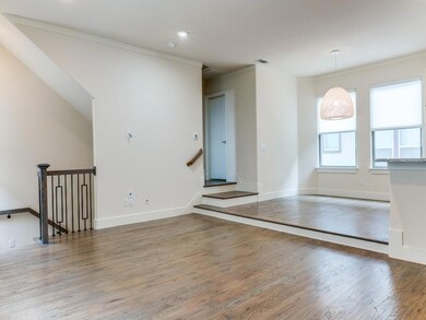 5905 Ross Ave unit 3, Dallas, TX 75206 - photo 7