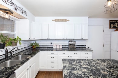 195039 N 2640 Rd, Temple, OK 73568 - photo 5