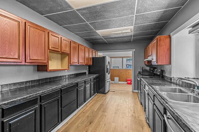 unlisted-address, Medford, OR 97501 - photo 7