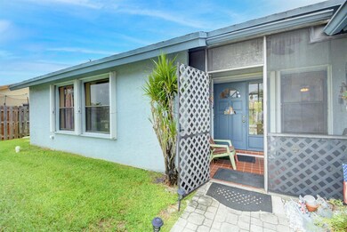 9159 Bedford Dr, Boca Raton, FL 33434 - photo 3