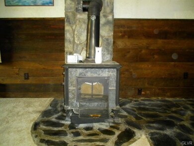 272 E Mosser St, Allentown, PA 18109 - photo 5