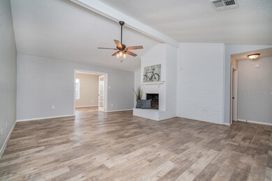 4307 Lucian Ln, Friendswood, TX 77546 - photo 7