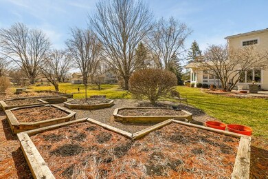 10S343 Book Rd, Naperville, IL 60564 - photo 3