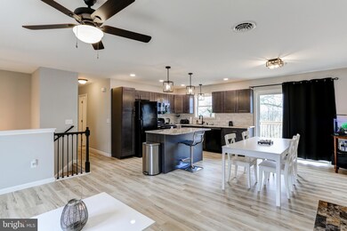 4142 Wilhelm Dr, Chambersburg, PA 17202 - photo 5