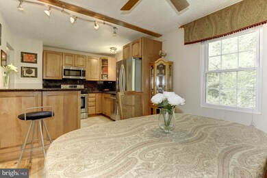 6113 Windward Dr, Burke, VA 22015 - photo 6