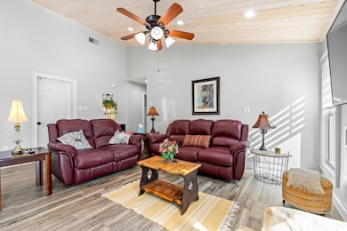 10064 Kings Rd, Myrtle Beach, SC 29572 - photo 7