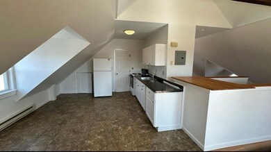 15 W Water St unit 3, Wakefield, MA 01880 - photo 3