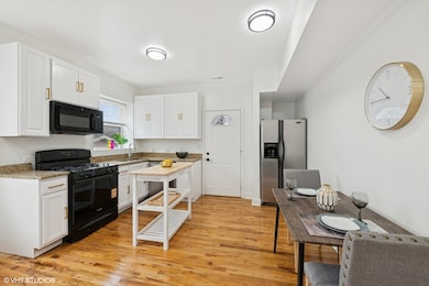 3849 W Ainslie St unit 1, Chicago, IL 60625 - photo 5