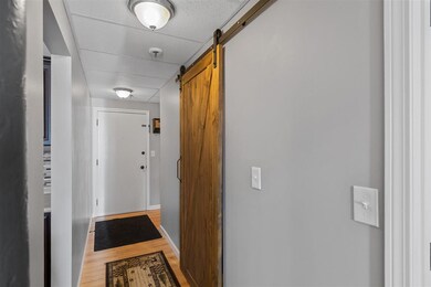 Emerson Mills unit 219, Pembroke, NH 03275 - photo 2