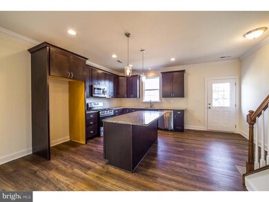 203 W 7th St, Lansdale, PA 19446 - photo 7