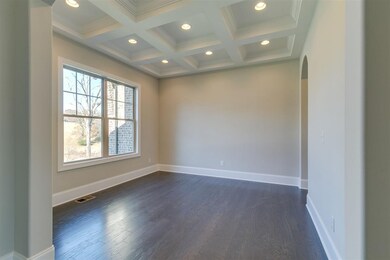 132 Stonefield Cir, Shelbyville, TN 37160 - photo 5