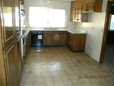 1413 Pintoresco Dr, El Paso, TX 79935 - photo 3