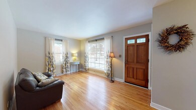 1110 N President St, Wheaton, IL 60187 - photo 2