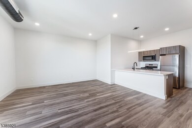 55 Washington St unit 9E, East Orange, NJ 07017 - photo 4