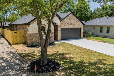 307 W Waco St, Ennis, TX 75119 - photo 3