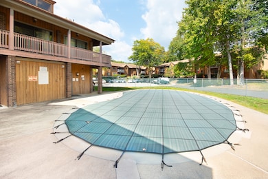 12 Riverview Dr unit 12, Bridgeport, CT 06606 - photo 3