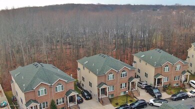 134 El Camino Loop, Staten Island, NY 10309 - photo 2