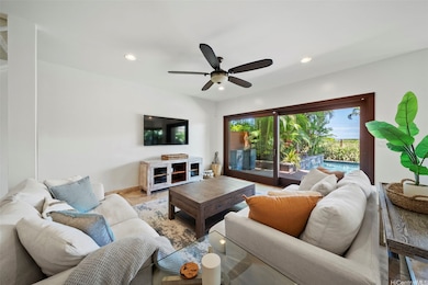 318 Kealahou St, Honolulu, HI 96825 - photo 2