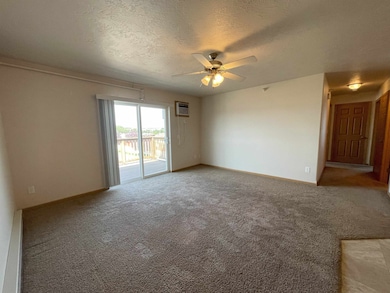 2850 Kent Ave unit E-31, Cody, WY 82414 - photo 3