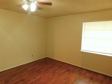2406 Bernard St unit 24, Denton, TX 76205 - photo 7