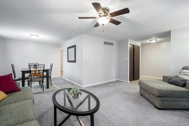 5653 Countrie Glen Drive_MLS_07