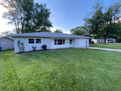 1981 Opal Dr unit 4, Aurora, IL 60506 - photo 2