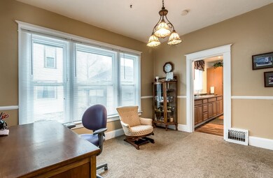 110 E 17th St, Auburn, IN 46706 - photo 6