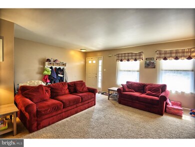 53 Cedar Ct, Royersford, PA 19468 - photo 3