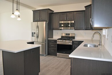 14 Huntington Way, Milton Tov, NY 12020 - photo 7