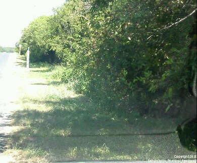 11542 Beverly Hills Dr, Helotes, TX 78023 - photo 3