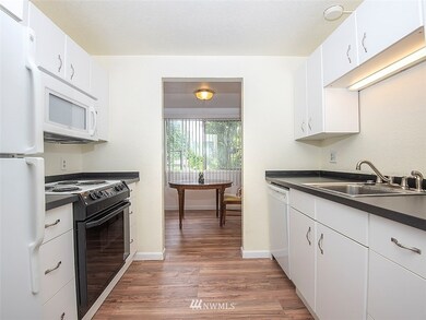 8614 238th St SW unit 101, Edmonds, WA 98026 - photo 5