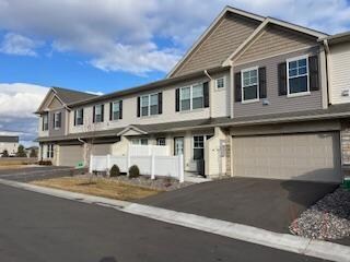 Quiet, Private Drive to Home