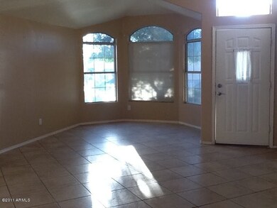 Living/dining area