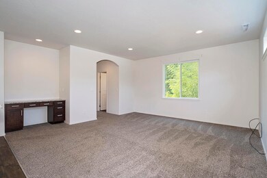 2367 NW Highland Ave, Grants Pass, OR 97526 - photo 6