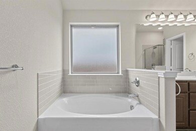 216 Magnolia Dr, Azle, TX 76020 - photo 6