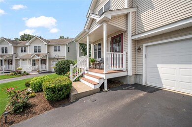 27 Silvercup Cir unit 27, West Warwick, RI 02893 - photo 5