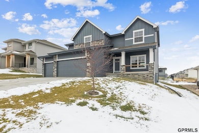 17012 Abigail St, Bennington, NE 68007 - photo 2