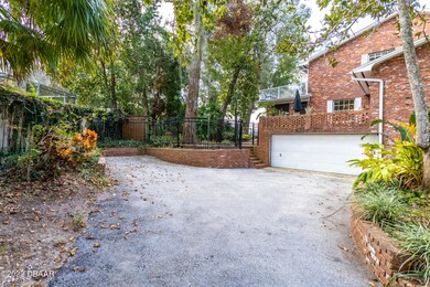 Garage Entryway