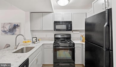 Potomac Place Tower unit N120, Washington, DC 20024 - photo 5