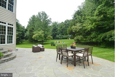 19263 Summit Ash Ct, Leesburg, VA 20175 - photo 3