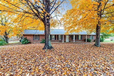 1141 Grindstone Rd, Clarkson, KY 42726 - photo 4