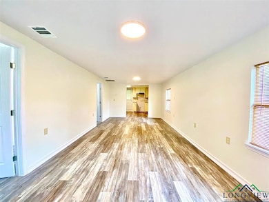 208 Home St, Longview, TX 75601 - photo 5