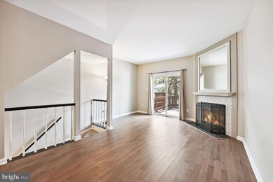 11935 Redtree Way, Reston, VA 20194 - photo 7