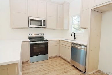 1004 N State St, Wagoner, OK 74467 - photo 5