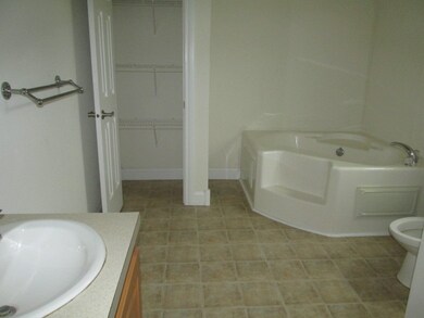 353 Pond Dr, Dunnsville, VA 22454 - photo 6