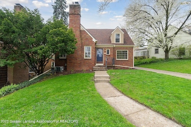 03-20-University-Dr-East-Lansing-MI-4882
