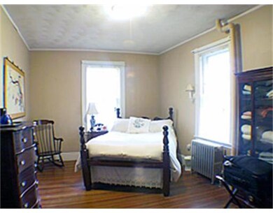 3 Exeter Park unit 1, Cambridge, MA 02140 - photo 3