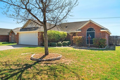1834 Laura St, Weatherford, TX 76086 - photo 3